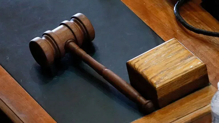 Two Mexican nationals admit guilt in California meth case