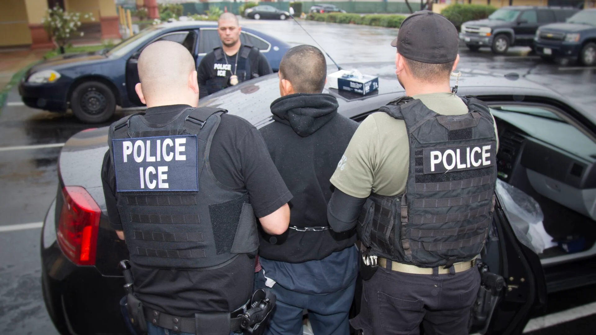 Record 78,000 apply to join ICE to support Trump deportation efforts