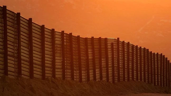 Oklahoma, 21 States Urge Court to Reinstate Texas Immigration Law