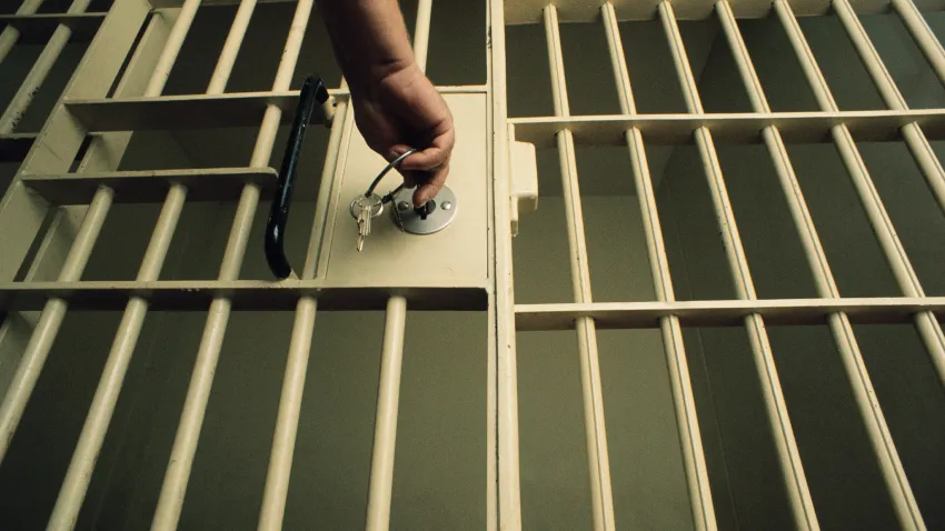 La Jolla house-party killer dies in prison