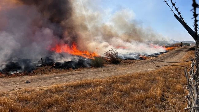 Firefighters Battle Blaze Near Taft Highway in South Bakersfield