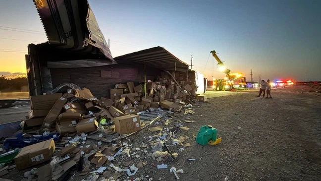 Northbound Hwy. 99 Lanes Reopen Near Famoso After Semi-Truck Collision