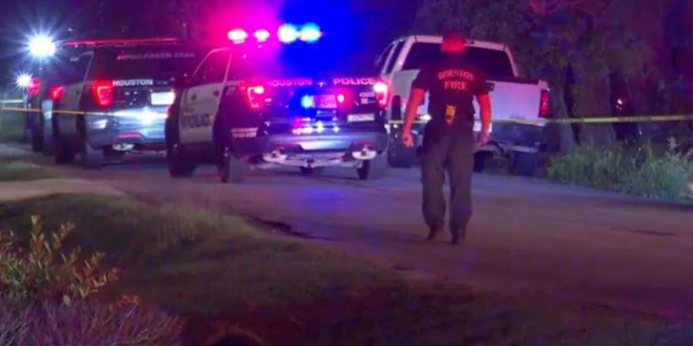 1 hospitalized after rollover crash involving Glendale police cruiser