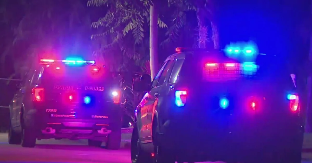 Davie double shooting leaves one dead, another injured