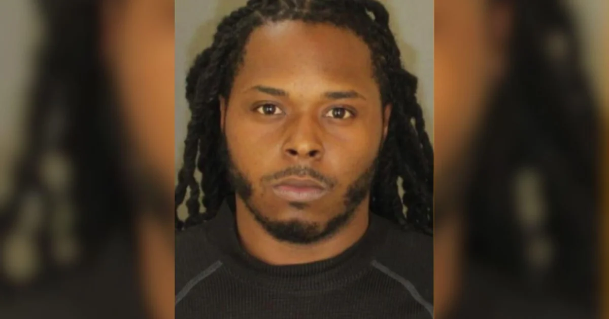 Chicago Man Traveling From California Charged With Dealing Meth, Cocaine