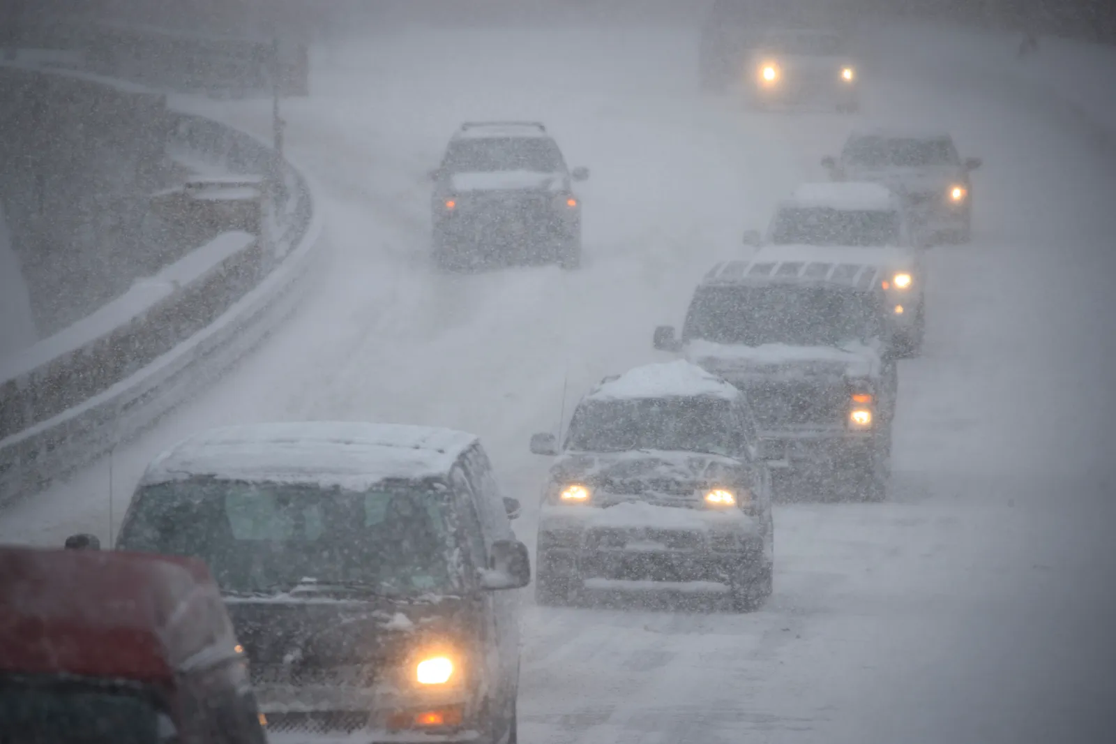 Winter Storm Warning As 17 Inches of Snow To Strike: ‘Extreme Caution’